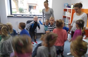 Kasztanki w bibliotece 11