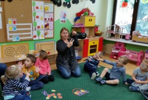 Skrzaty poznaja warzywa i owoce 52