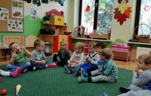 Skrzaty poznaja warzywa i owoce 73