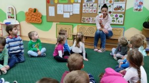 Skrzaty poznaja warzywa i owoce 87